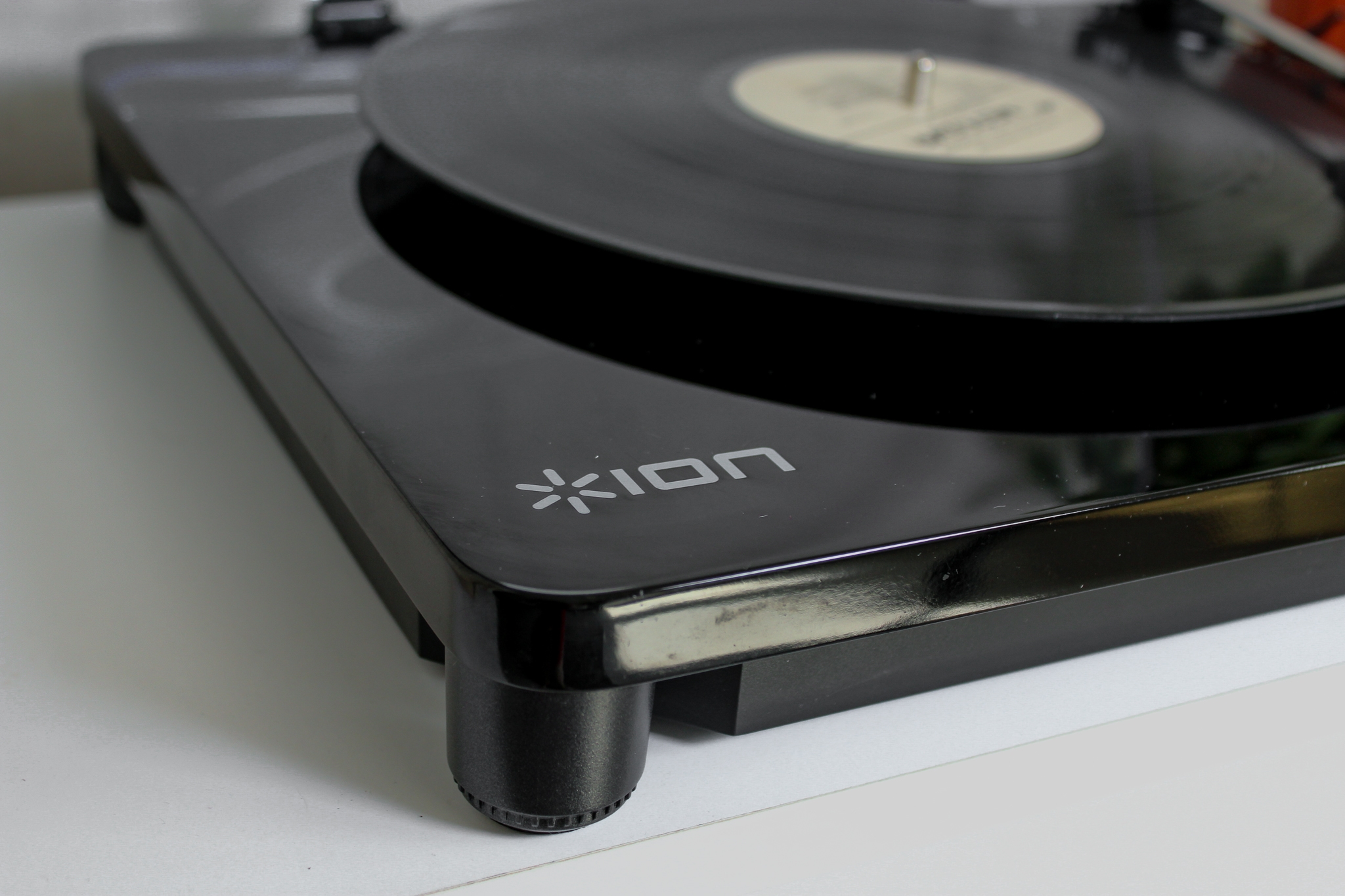 Вініловий програвач ION Air LP Black з Bluetooth УЦІНКА - Зображення 4