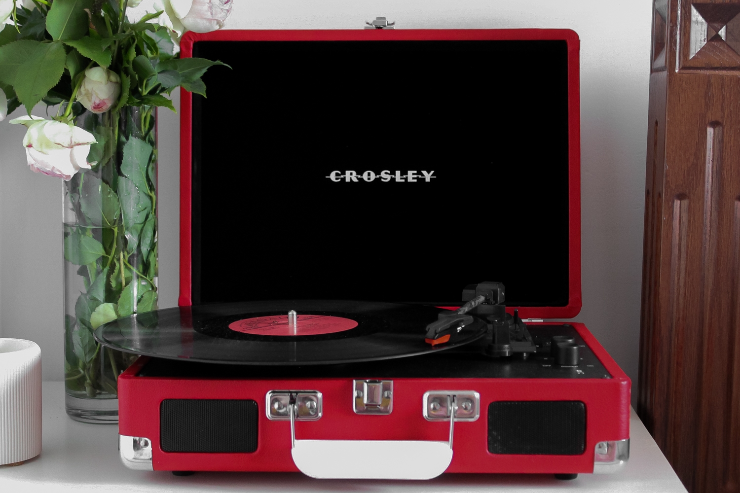 Вініловий програвач Crosley Cruiser Plus Red Bluetooth - Зображення 3