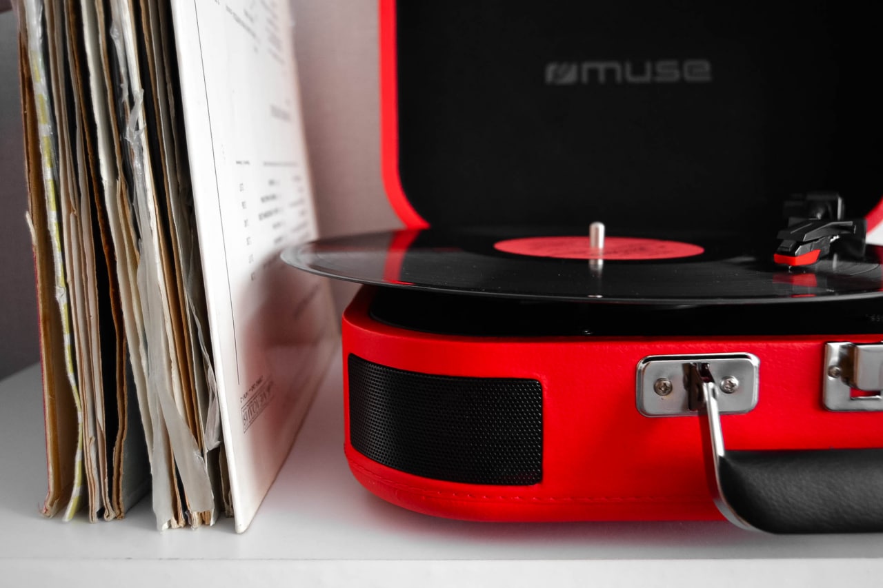 Вініловий програвач Muse Red з Bluetooth та USB - Зображення 5