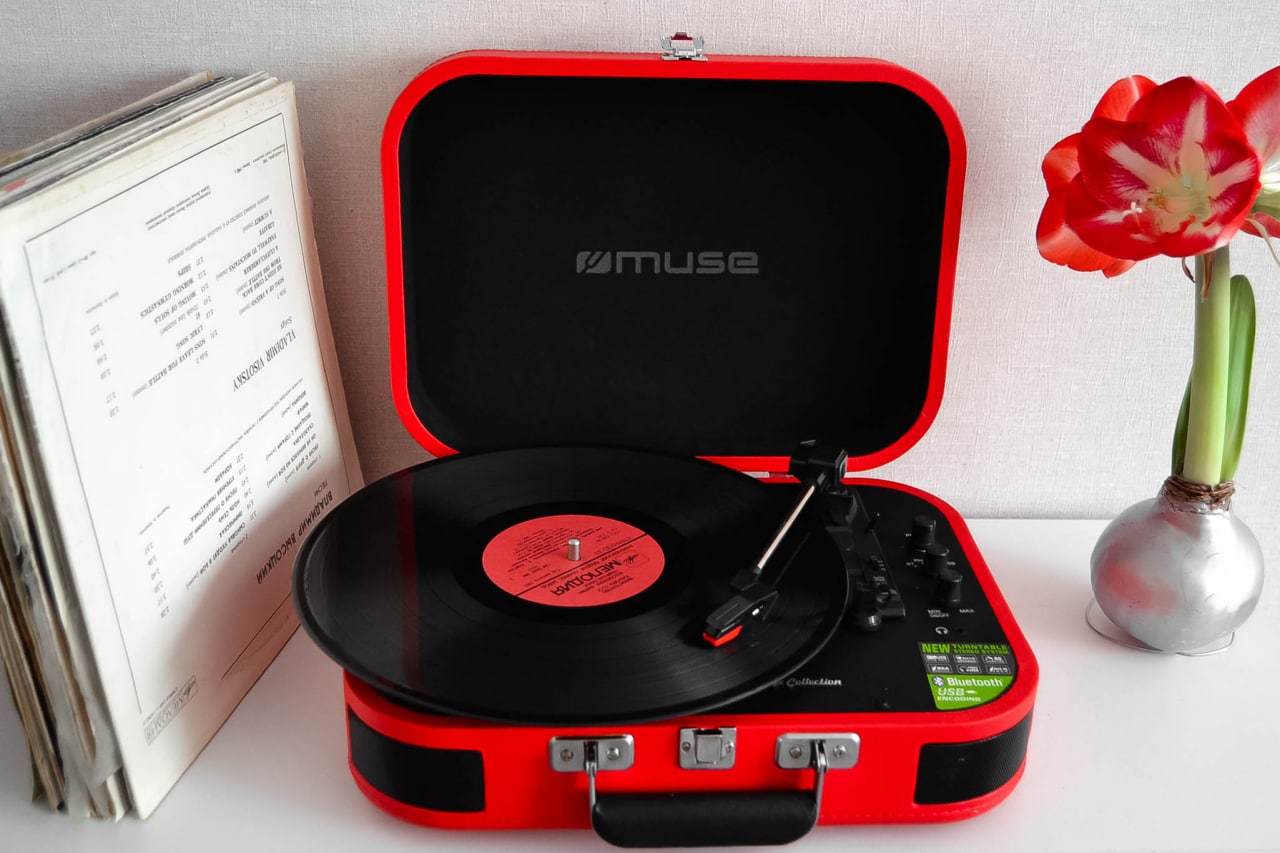 Вініловий програвач Muse Red з Bluetooth та USB - Зображення 11