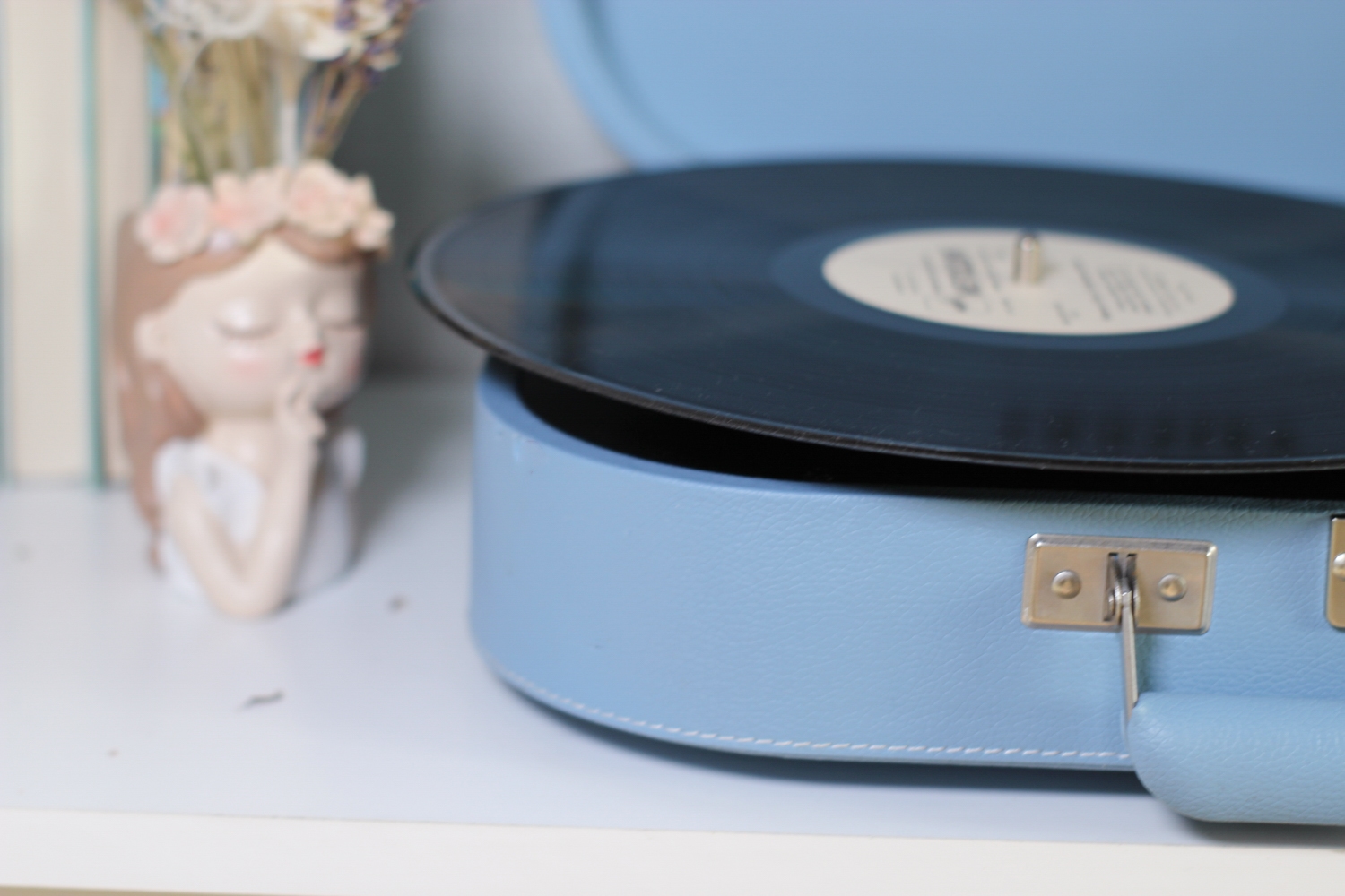 Вініловий програвач Crosley Discovery Glacier Bluetooth - Зображення 6