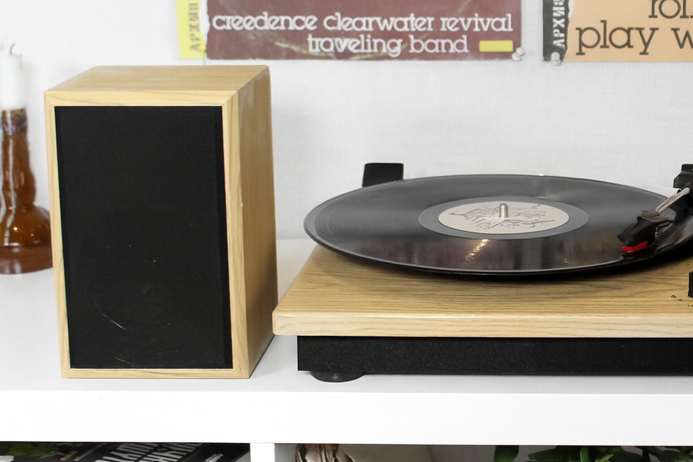 Вініловий програвач Crosley Brio з Bluetooth (без кришки) - Зображення 2