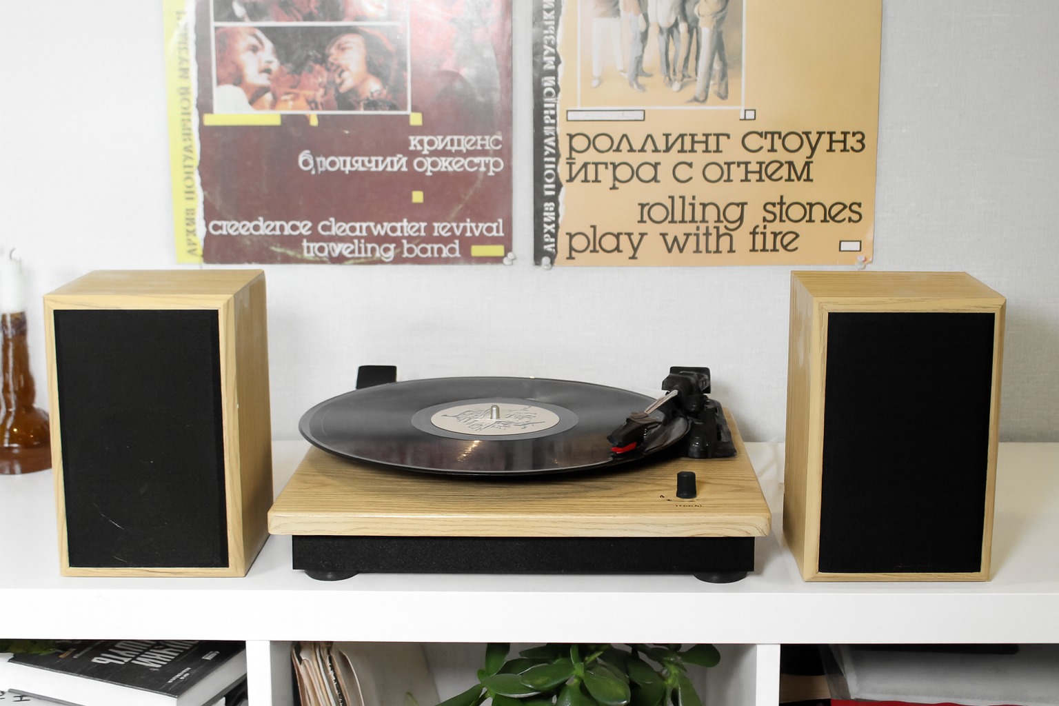 Вініловий програвач Crosley Brio з Bluetooth (без кришки) - Зображення 4
