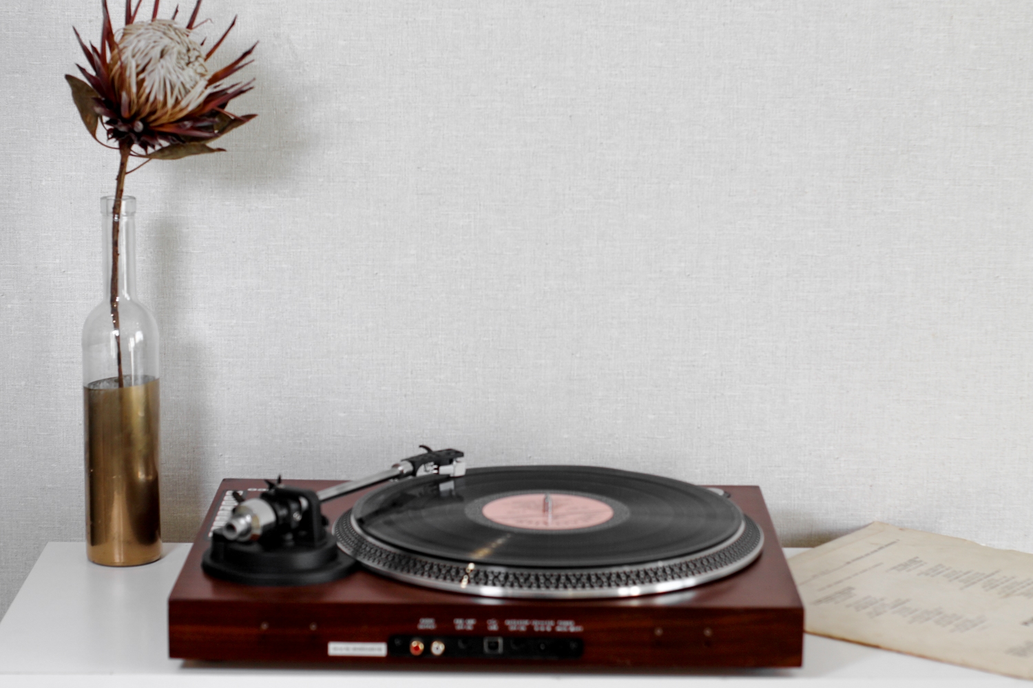 Програвач вініловий Lenco L-90x з противагою тонарма, антискейтингом, антивібраціний Уцінка - Зображення 10