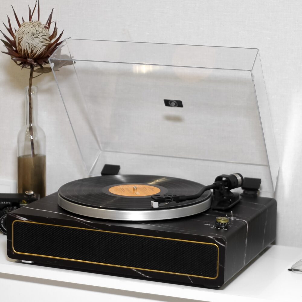 Вініловий програвач Retrolife Turntable Black Marble Bluetooth IN, картридж Audio-Technica, колонки вбудовані, пилозахисна кришка Уцінка