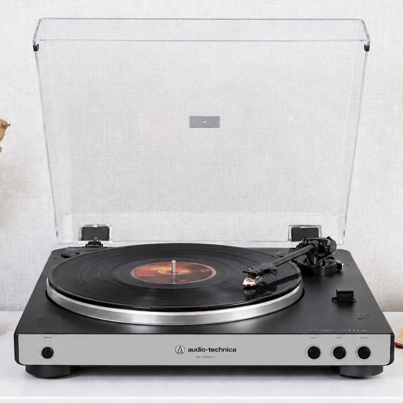 Вініловий програвач Audio-Technica AT-LP60X-USB , автоматичний | Outlet