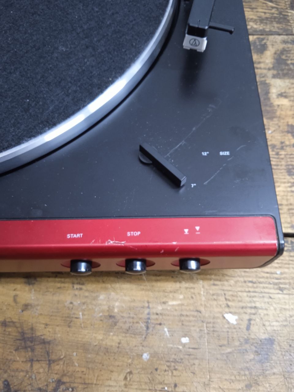 Вініловий програвач Audio-Technica AT-LP60X Red з Bluetooth , автоматичний | Outlet - Зображення 7